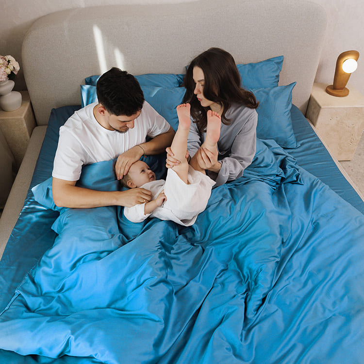Постільна білизна з турецького однотонного сатину, king size, сапфіровий