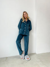Піжама велюрова жіноча (штани та сорочка) з кантом, кольору темної морської хвилі, розмір M